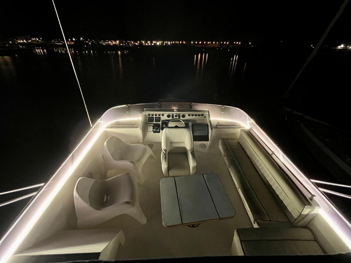 Отель Navi Yacht A Sete, 2 A 8 Couchages, Privatif Экстерьер фото